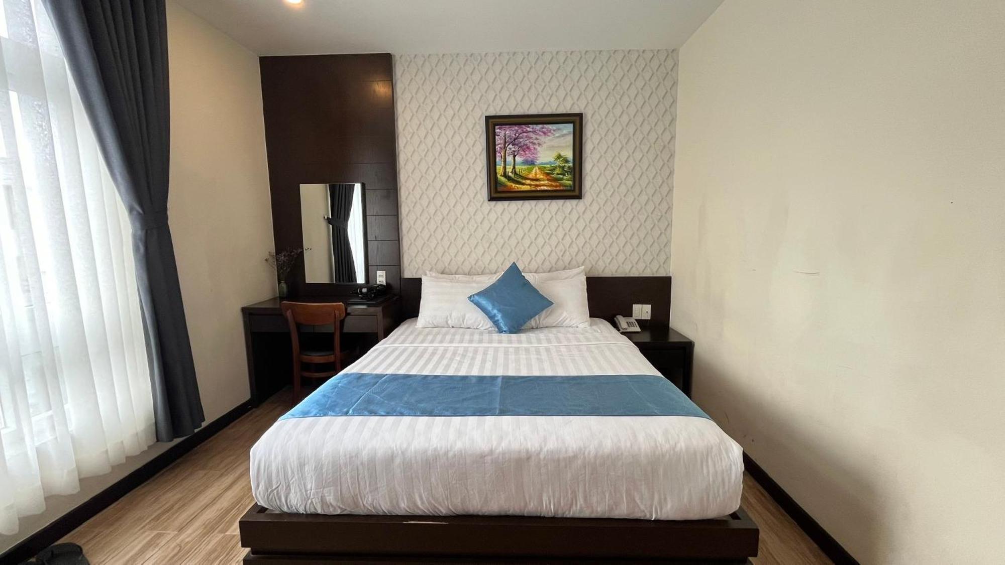 Thien Ly Hotel - Da Lat Center Exterior photo
